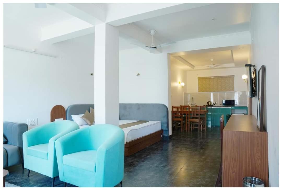 The Periwinkle Homestay Bhimtal Ngoại thất bức ảnh