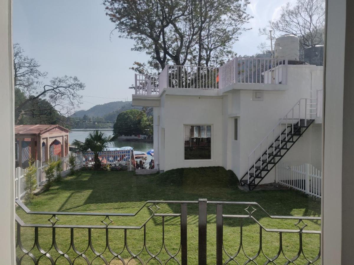 The Periwinkle Homestay Bhimtal Ngoại thất bức ảnh