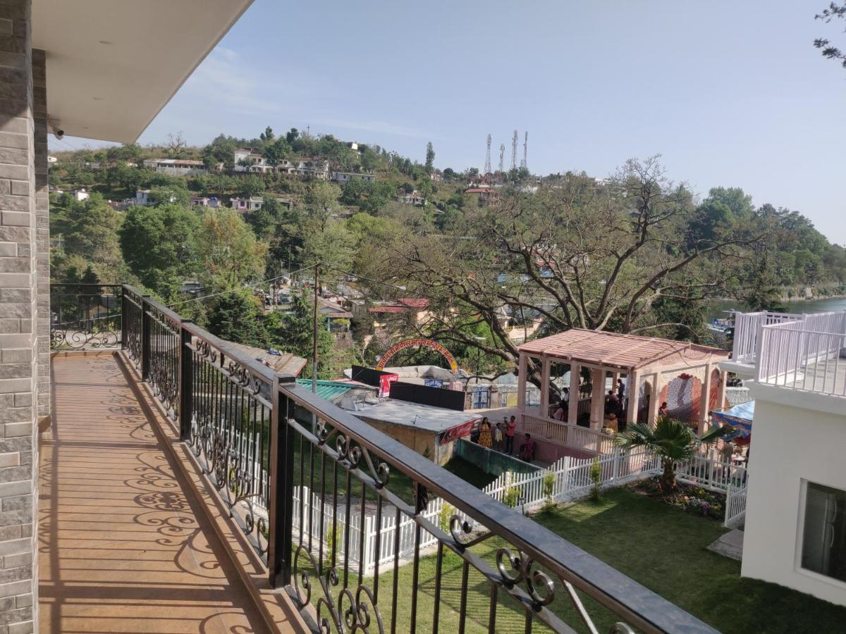 The Periwinkle Homestay Bhimtal Ngoại thất bức ảnh