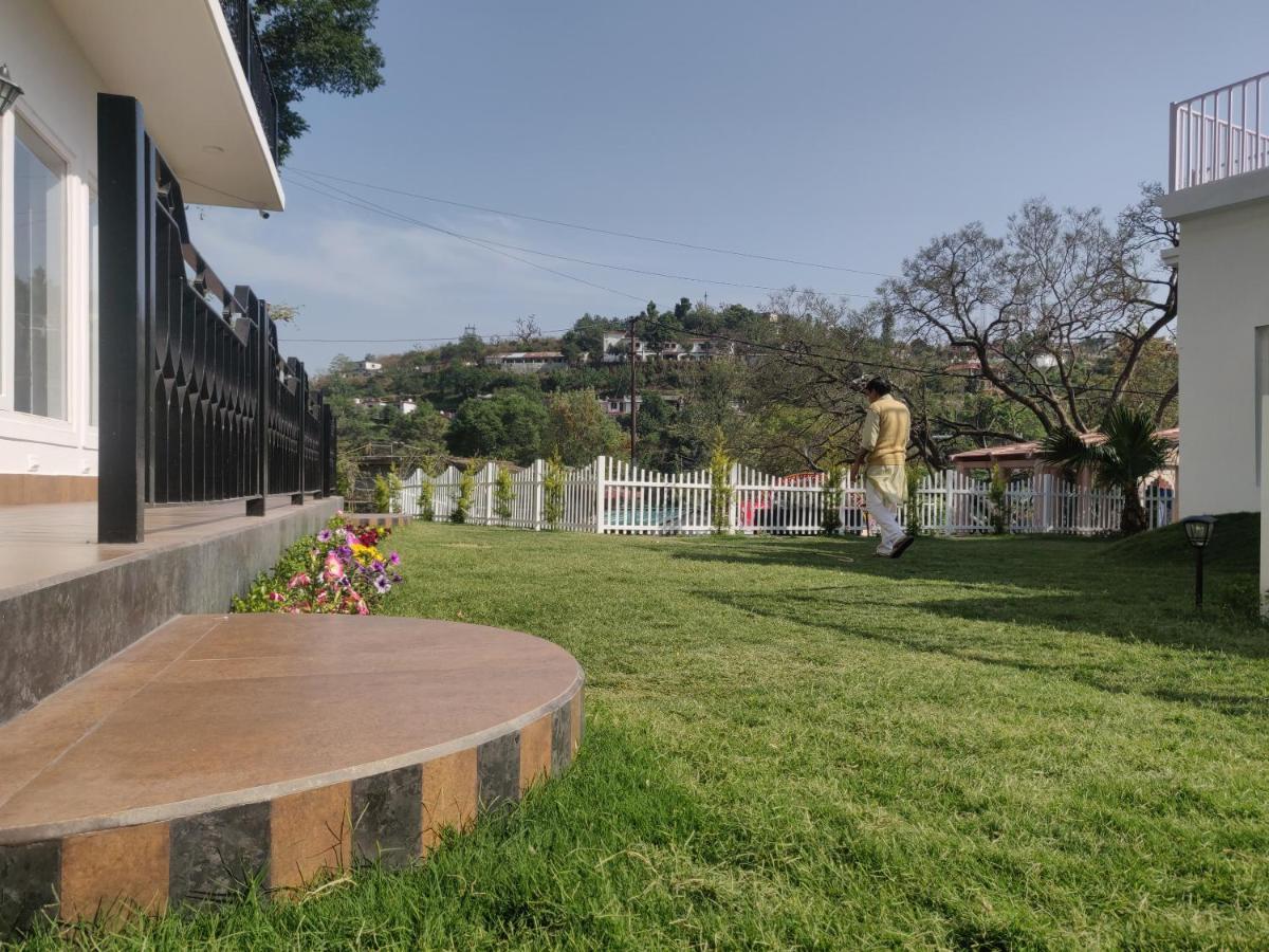 The Periwinkle Homestay Bhimtal Ngoại thất bức ảnh