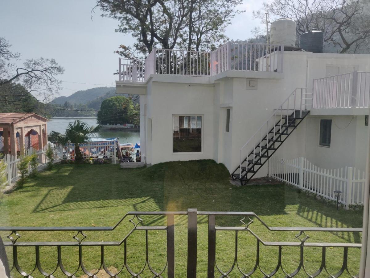 The Periwinkle Homestay Bhimtal Ngoại thất bức ảnh
