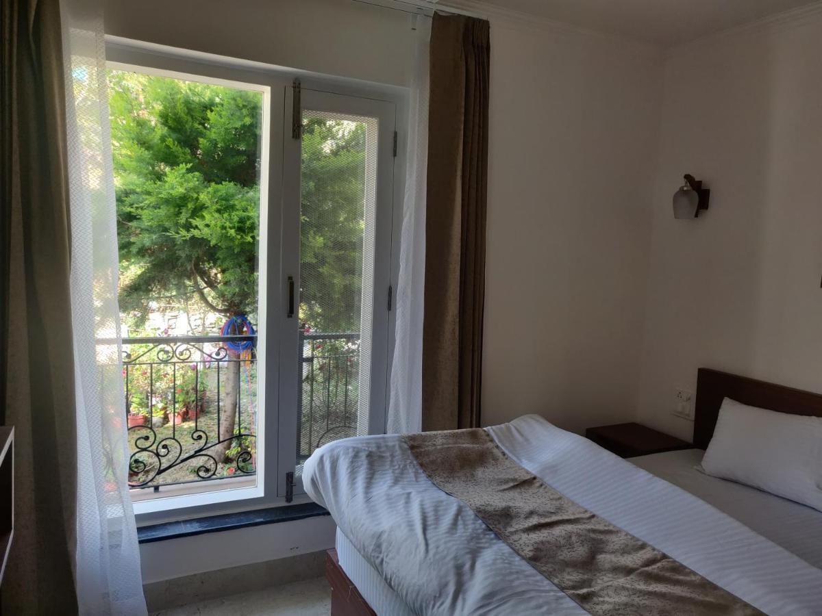 The Periwinkle Homestay Bhimtal Ngoại thất bức ảnh