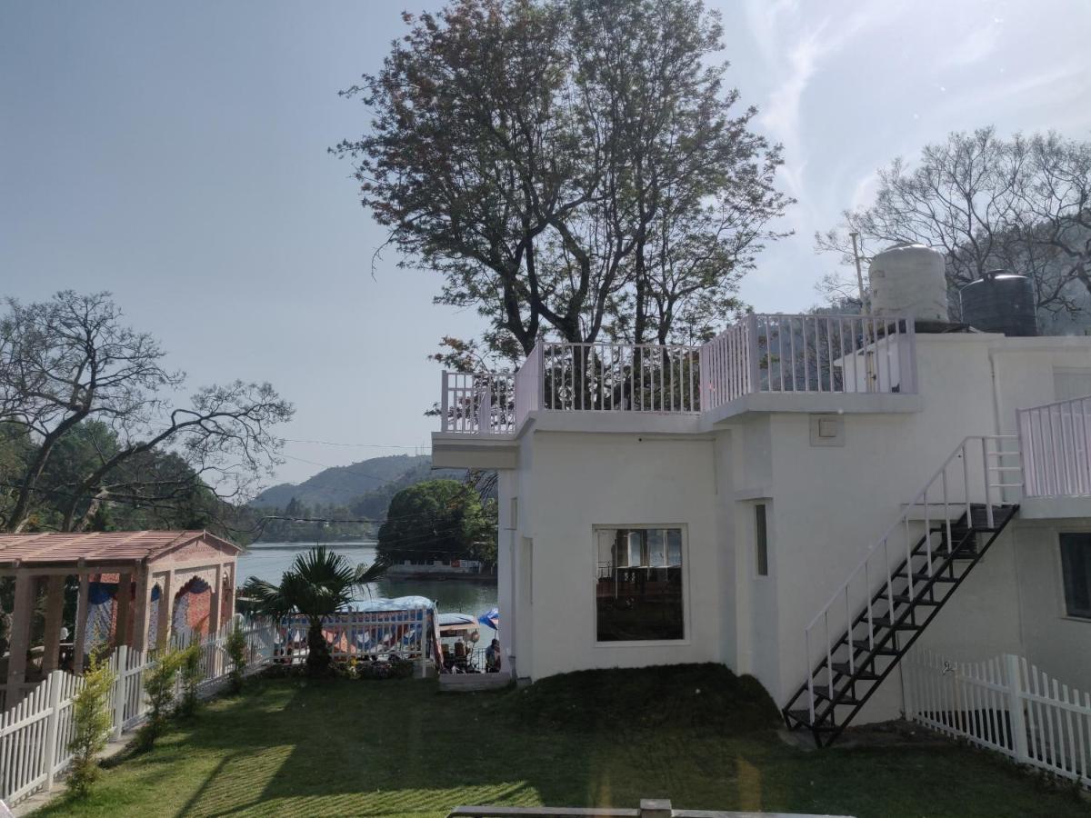 The Periwinkle Homestay Bhimtal Ngoại thất bức ảnh