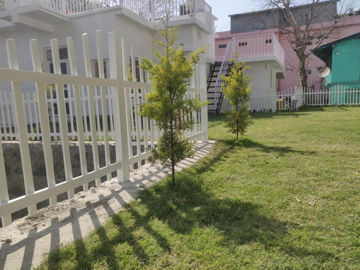 The Periwinkle Homestay Bhimtal Ngoại thất bức ảnh